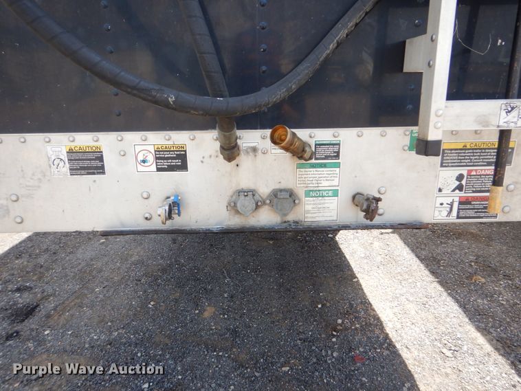 image for item DI2294 2008 Wilson Pace Setter live bottom trailer