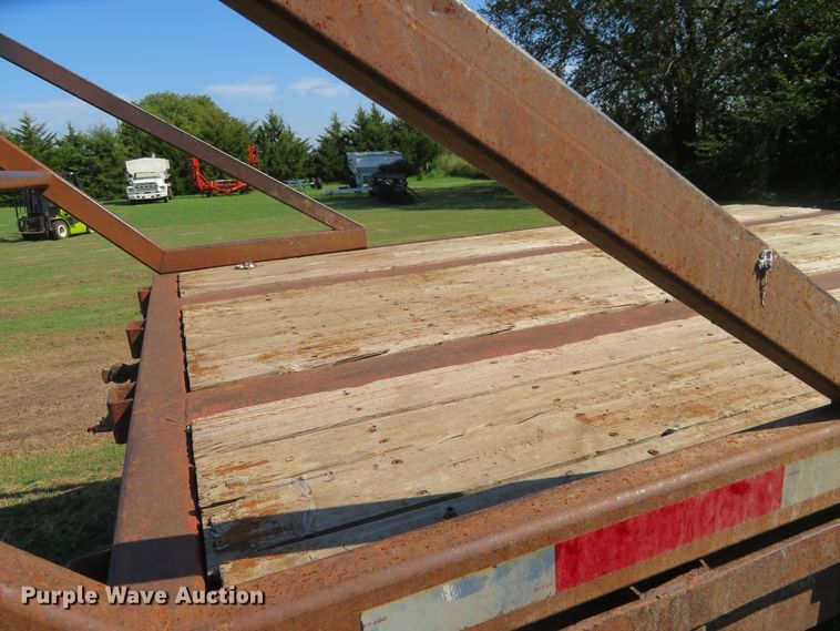 image for item EQ9299 1991 Transcraft DTX-18-44 drop deck trailer