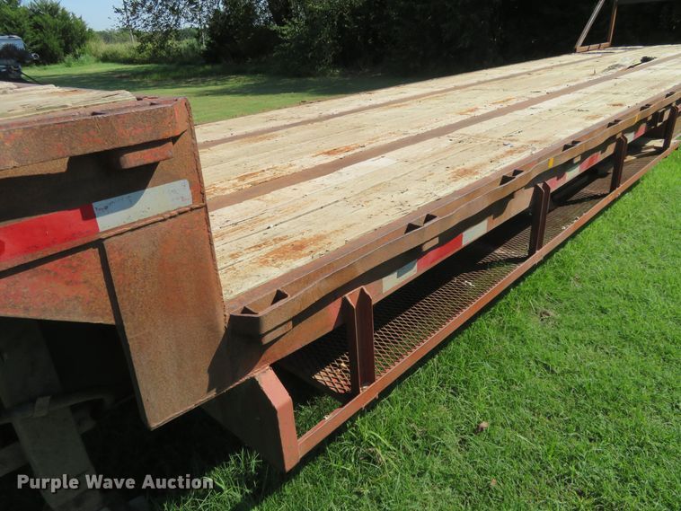 image for item EQ9299 1991 Transcraft DTX-18-44 drop deck trailer