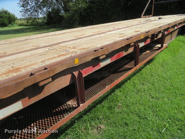 image for item EQ9299 1991 Transcraft DTX-18-44 drop deck trailer