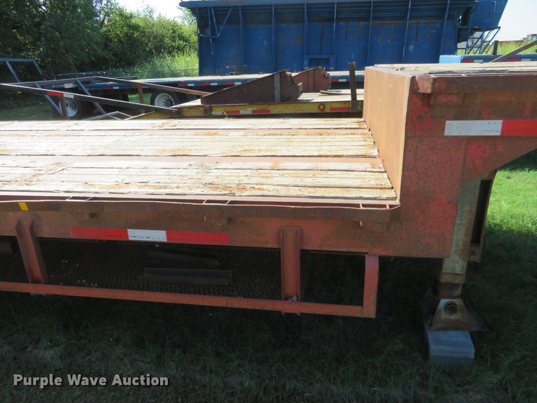 image for item EQ9299 1991 Transcraft DTX-18-44 drop deck trailer