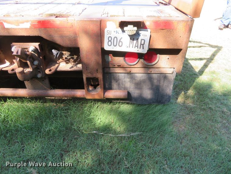 image for item EQ9299 1991 Transcraft DTX-18-44 drop deck trailer