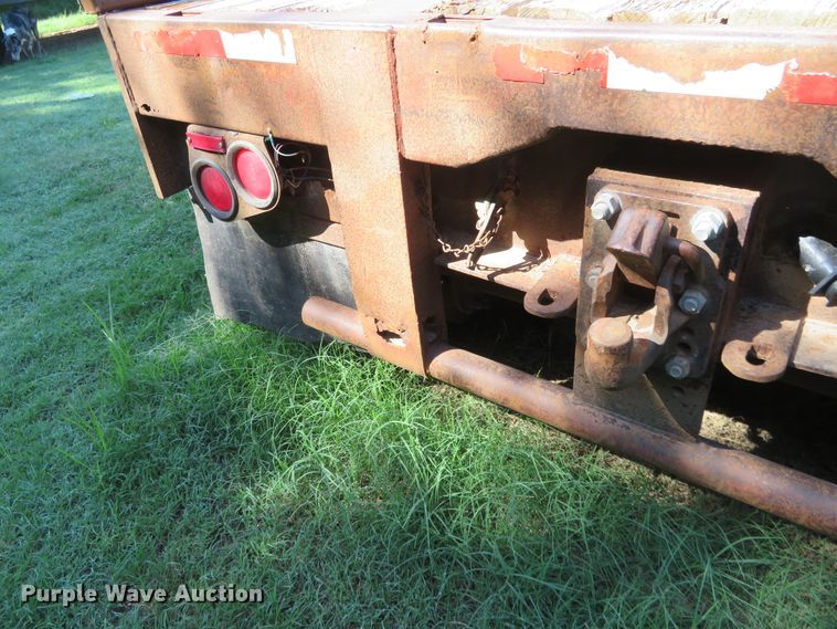 image for item EQ9299 1991 Transcraft DTX-18-44 drop deck trailer