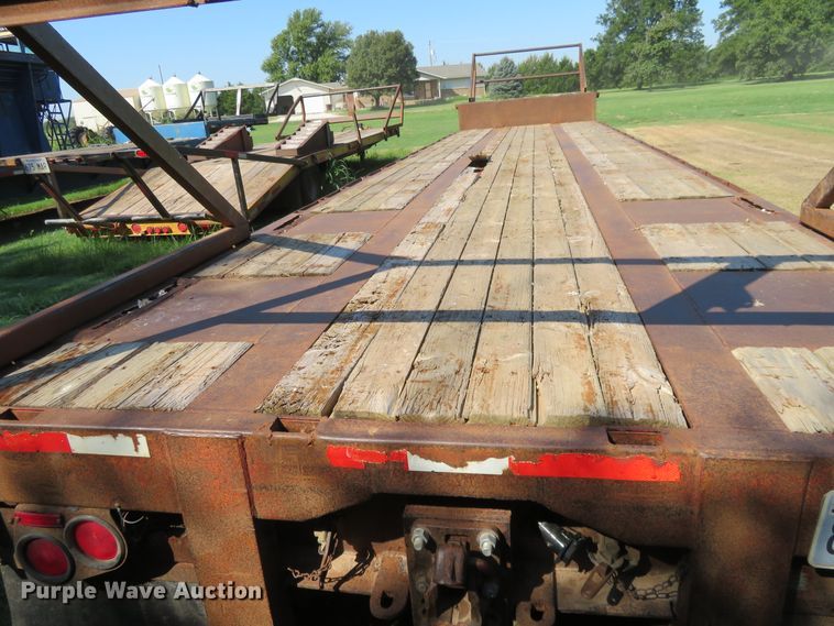 image for item EQ9299 1991 Transcraft DTX-18-44 drop deck trailer