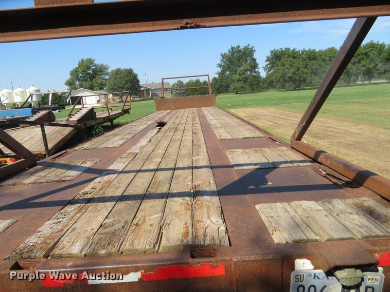 image for item EQ9299 1991 Transcraft DTX-18-44 drop deck trailer