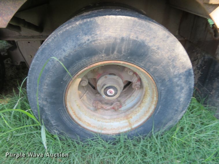 image for item EQ9299 1991 Transcraft DTX-18-44 drop deck trailer