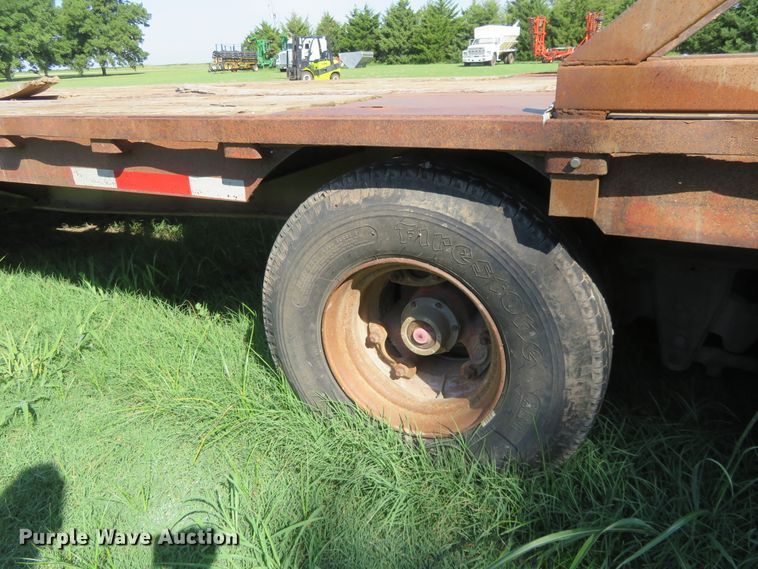 image for item EQ9299 1991 Transcraft DTX-18-44 drop deck trailer