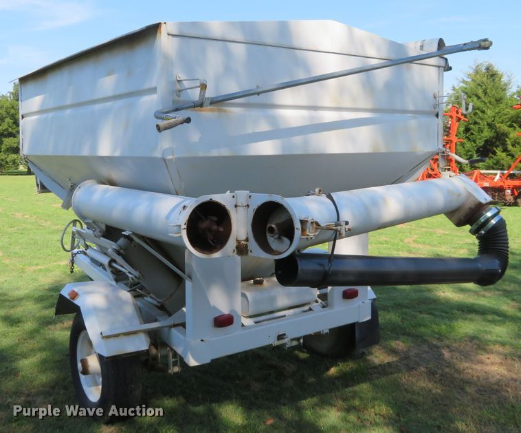 image for item EQ9301 Seed tender trailer