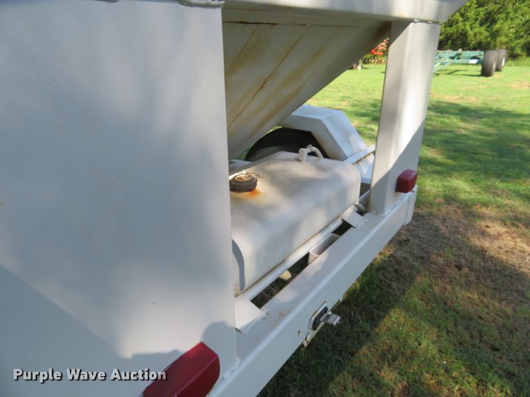 image for item EQ9301 Seed tender trailer