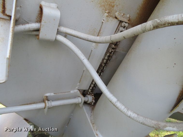 image for item EQ9301 Seed tender trailer