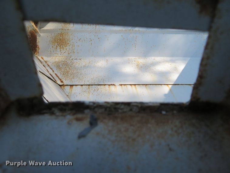 image for item EQ9301 Seed tender trailer