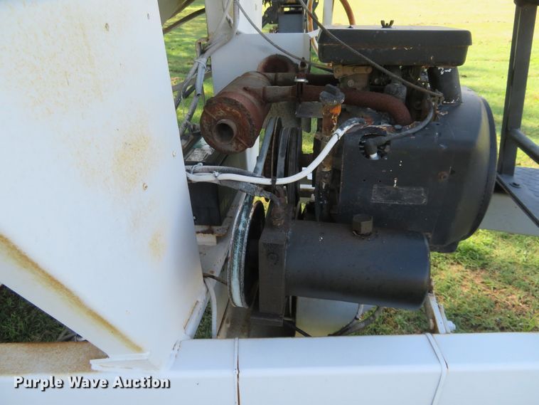 image for item EQ9301 Seed tender trailer