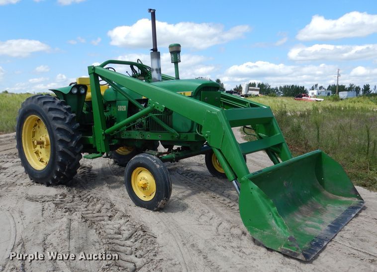 image for item FA9306 John Deere 3020 tractor