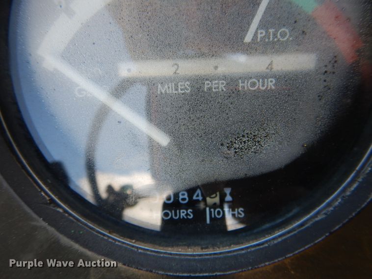 image for item FA9306 John Deere 3020 tractor