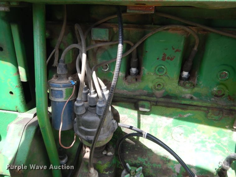 image for item FA9306 John Deere 3020 tractor