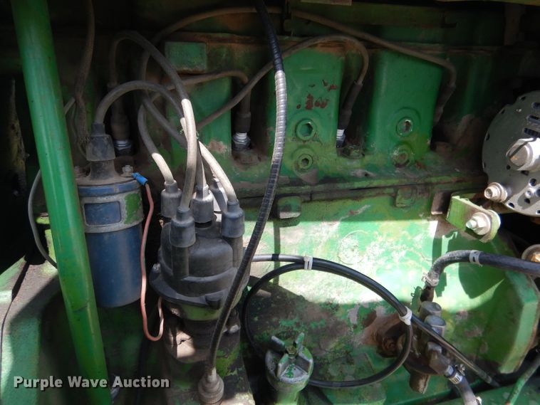 image for item FA9306 John Deere 3020 tractor