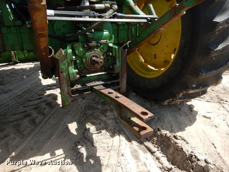 image for item FA9306 John Deere 3020 tractor