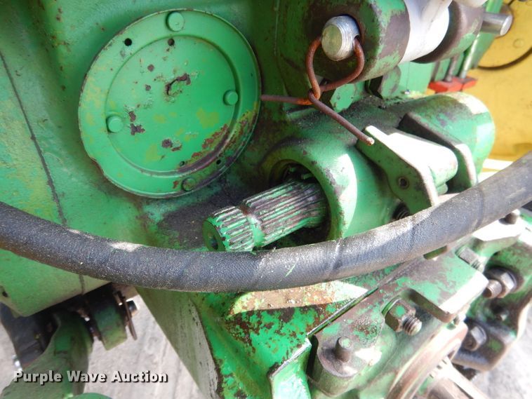 image for item FA9306 John Deere 3020 tractor