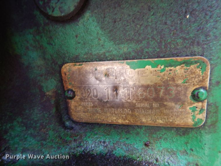 image for item FA9306 John Deere 3020 tractor