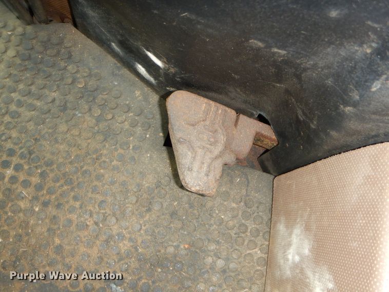 image for item FC9836 1983 John Deere 2550 tractor