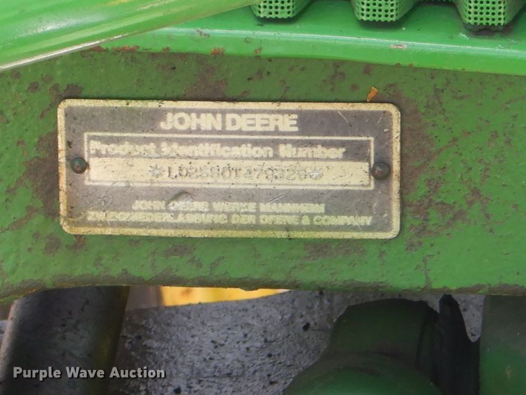 image for item FC9836 1983 John Deere 2550 tractor