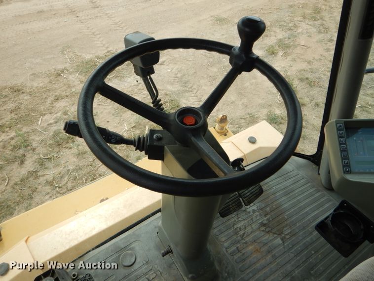 image for item FG9788 2001 Caterpillar Lexion 470 combine