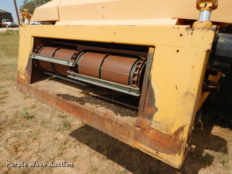 image for item FG9788 2001 Caterpillar Lexion 470 combine