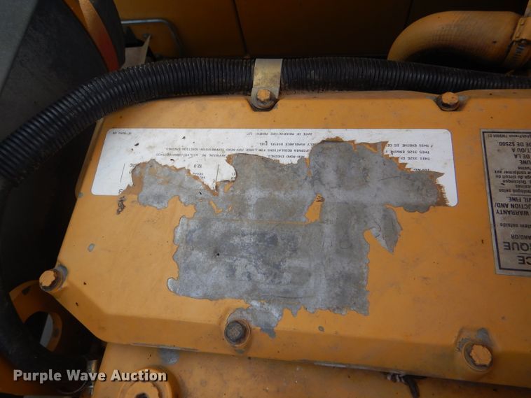 image for item FG9788 2001 Caterpillar Lexion 470 combine