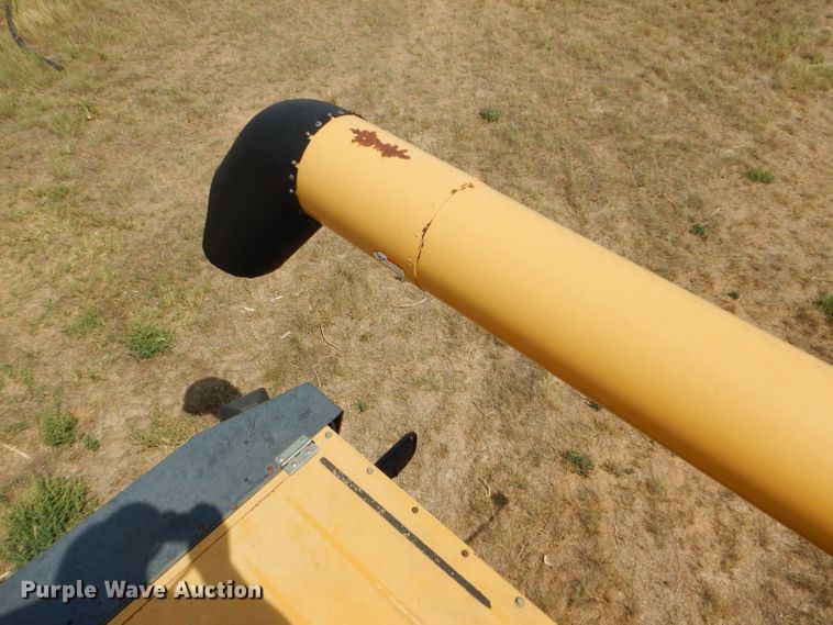 image for item FG9788 2001 Caterpillar Lexion 470 combine