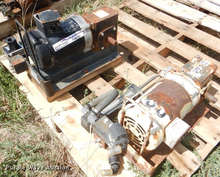image for item FG9791 (2) irrigation injection pumps