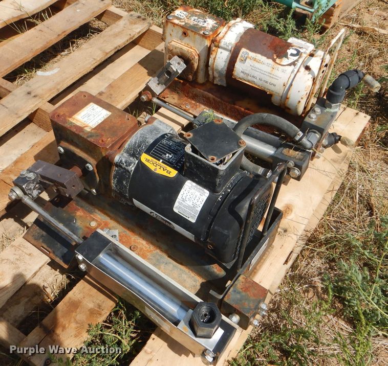 image for item FG9791 (2) irrigation injection pumps