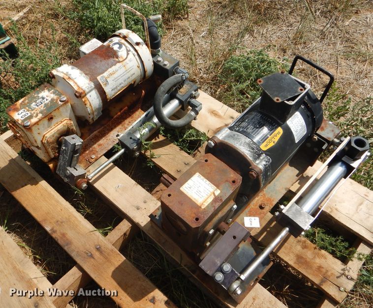 image for item FG9791 (2) irrigation injection pumps