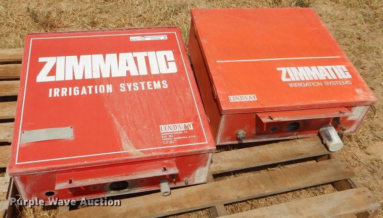 image for item FG9794 (2) Zimmatic irrigation pivot controllers