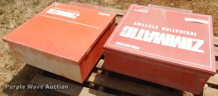 image for item FG9794 (2) Zimmatic irrigation pivot controllers