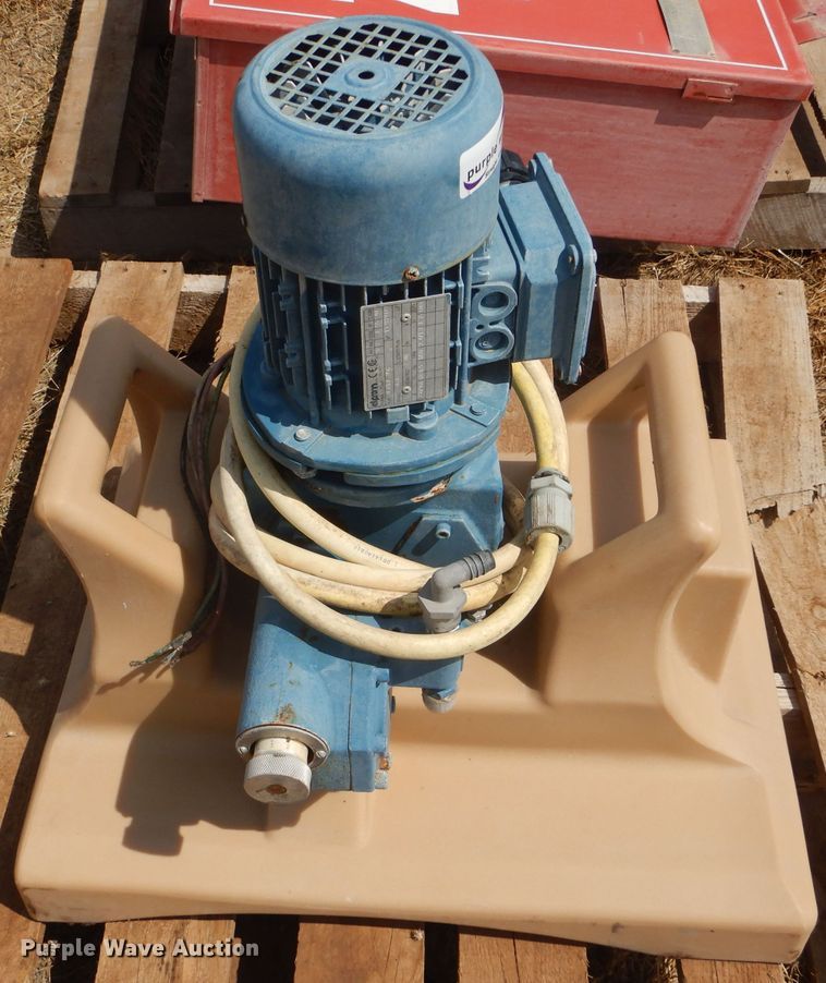 image for item FG9795 Neptune irrigation injection pump