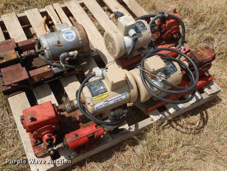 image for item FG9796 (4) irrigation injection pumps