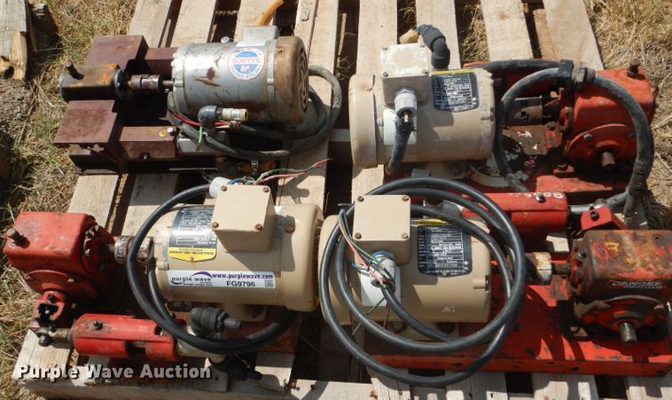 image for item FG9796 (4) irrigation injection pumps