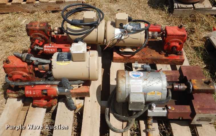 image for item FG9796 (4) irrigation injection pumps
