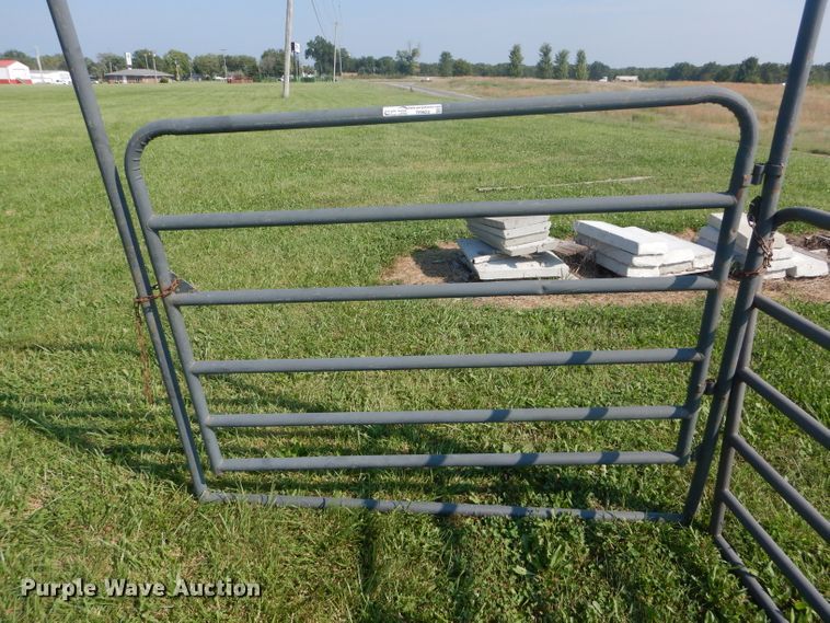 image for item FI9623 Livestock equipment