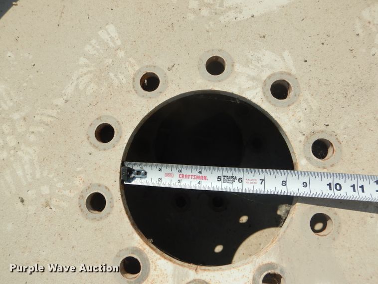 image for item FI9625 (4) row crop tires and wheels