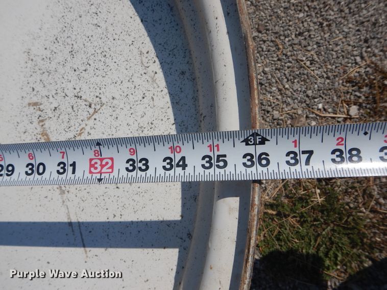 image for item FI9625 (4) row crop tires and wheels