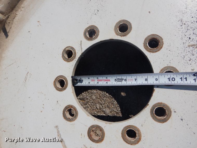 image for item FI9625 (4) row crop tires and wheels