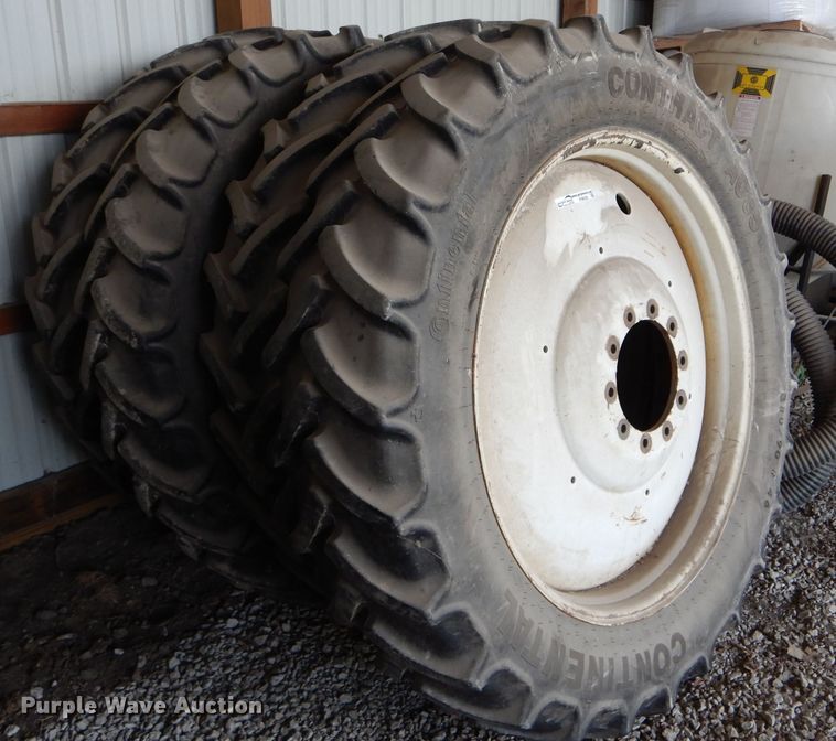 image for item FI9626 (4) 380/90R46 row crop tires and wheels