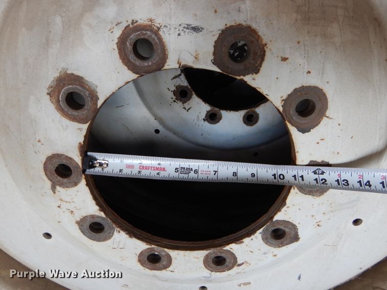 image for item FI9626 (4) 380/90R46 row crop tires and wheels