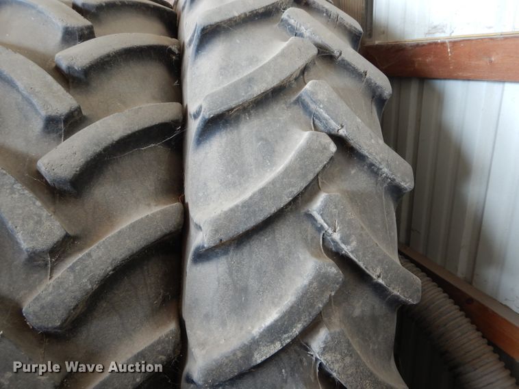 image for item FI9626 (4) 380/90R46 row crop tires and wheels