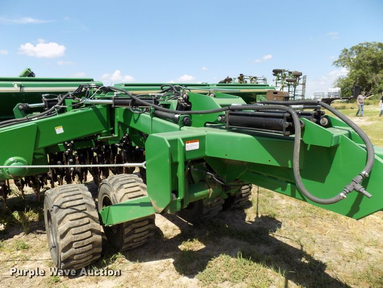 image for item FJ9289 Great Plains 2N3010 no-till grain drill