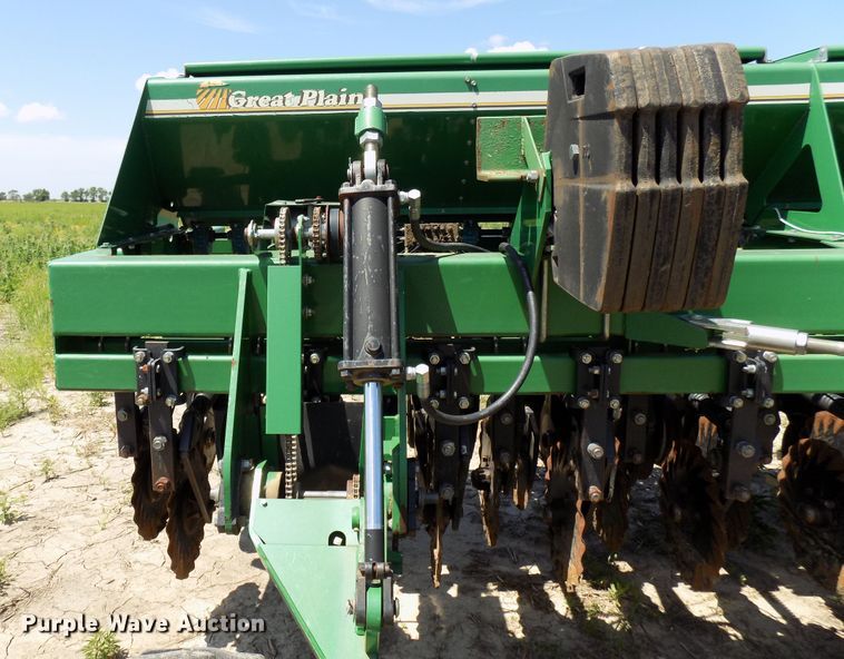 image for item FJ9289 Great Plains 2N3010 no-till grain drill