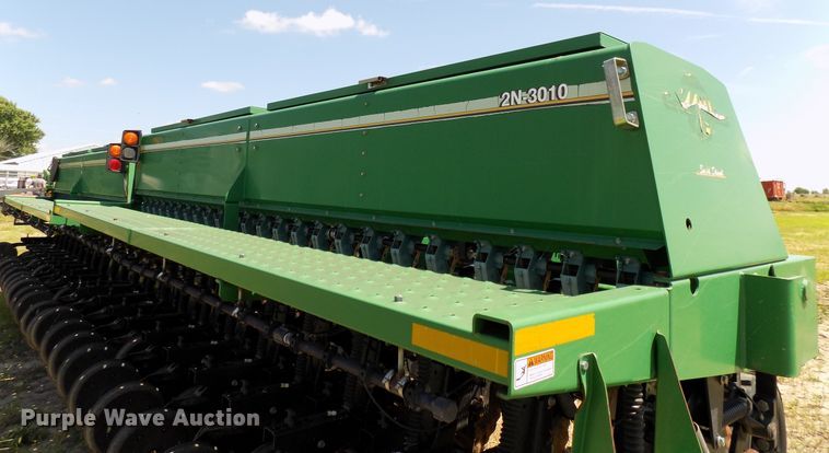image for item FJ9289 Great Plains 2N3010 no-till grain drill