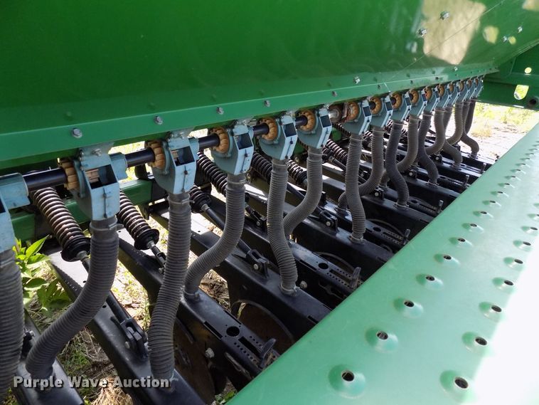 image for item FJ9290 Great Plains 3S3000 grain drill