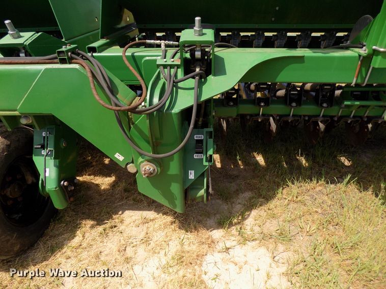 image for item FJ9290 Great Plains 3S3000 grain drill